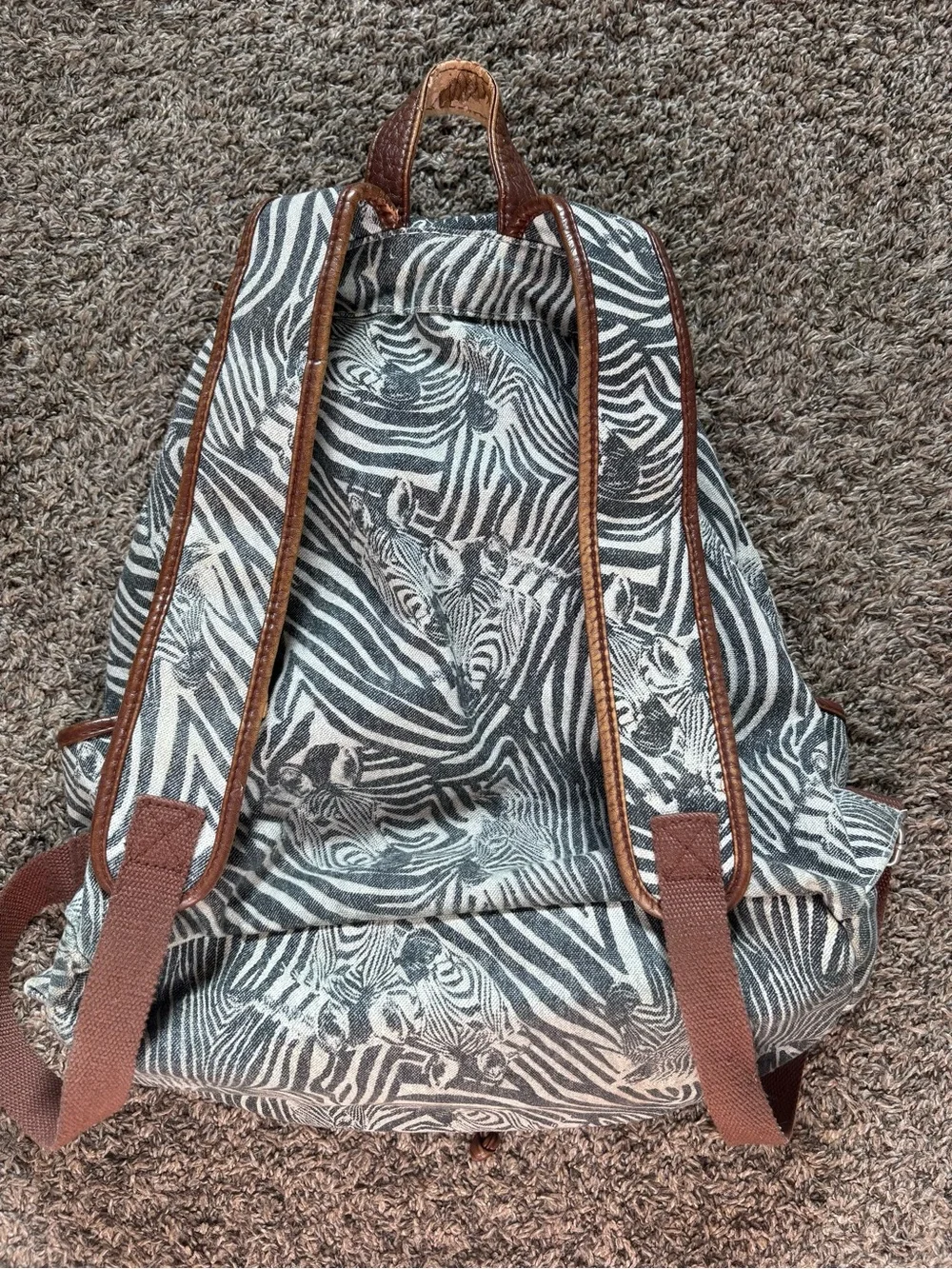 Aeropostale Black and White Zebra-Pattern Drawstring Backpack